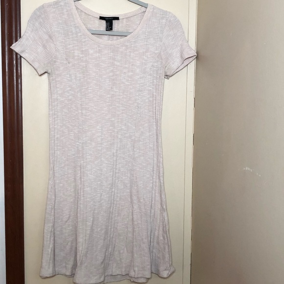 Forever 21 Dresses & Skirts - Light Sweater Dress